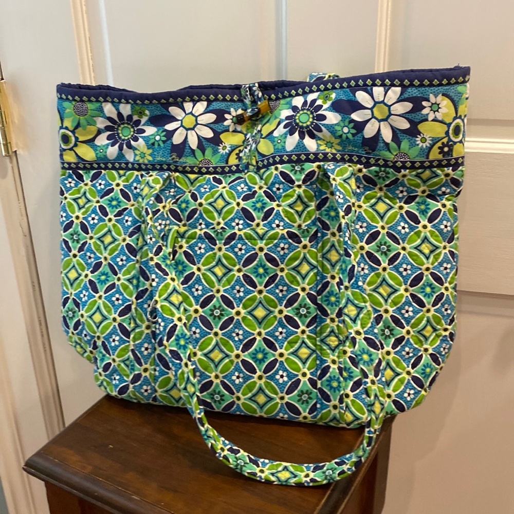 Vera Bradley large tote
